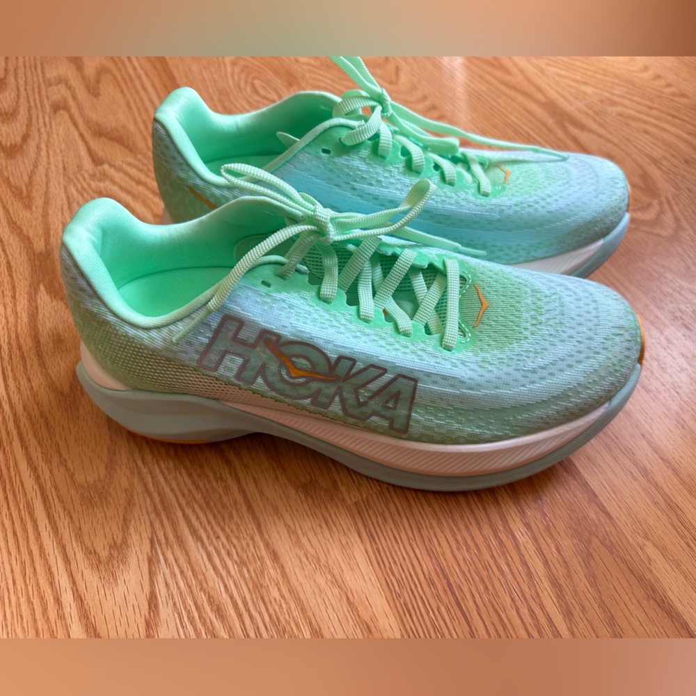 Hoka Mach X never worn!